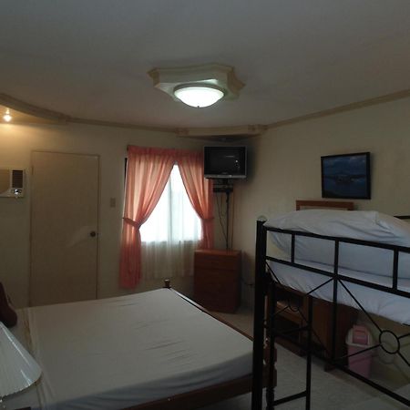 Royal Taal Inn Tagaytay City Luaran gambar