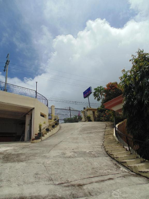 Royal Taal Inn Tagaytay City Luaran gambar