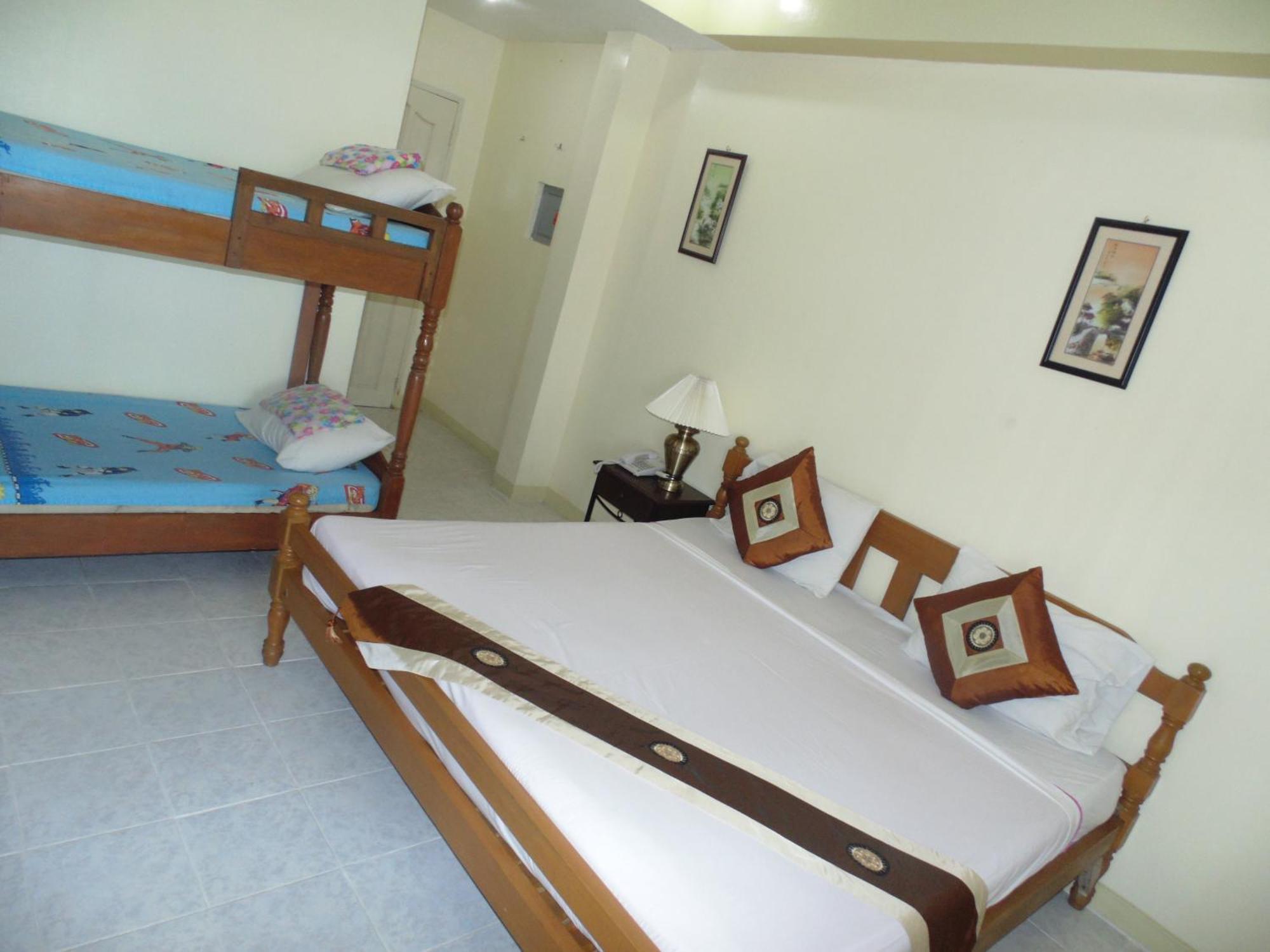 Royal Taal Inn Tagaytay City Luaran gambar