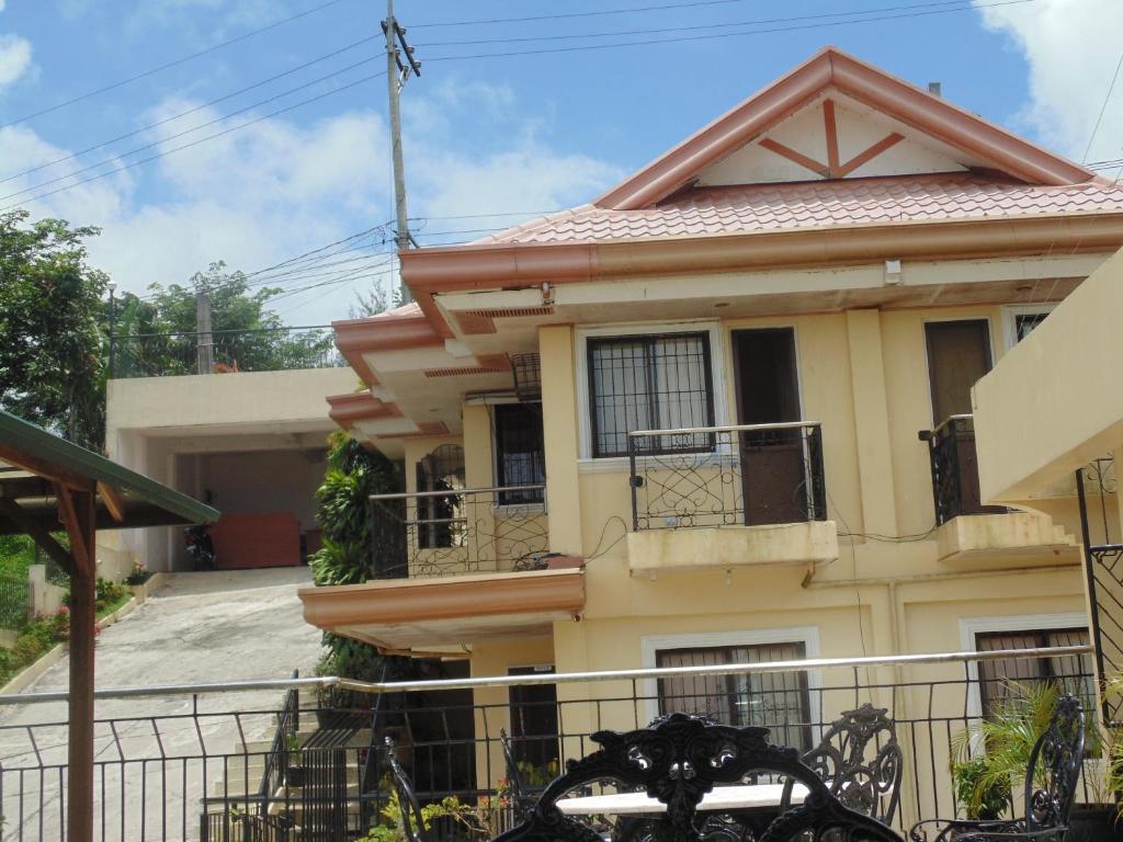 Royal Taal Inn Tagaytay City Luaran gambar