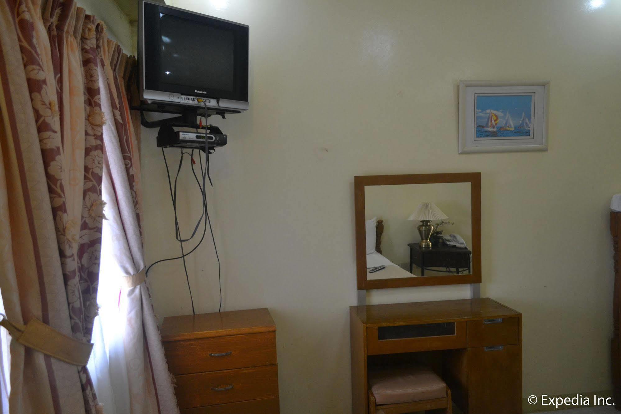 Royal Taal Inn Tagaytay City Luaran gambar