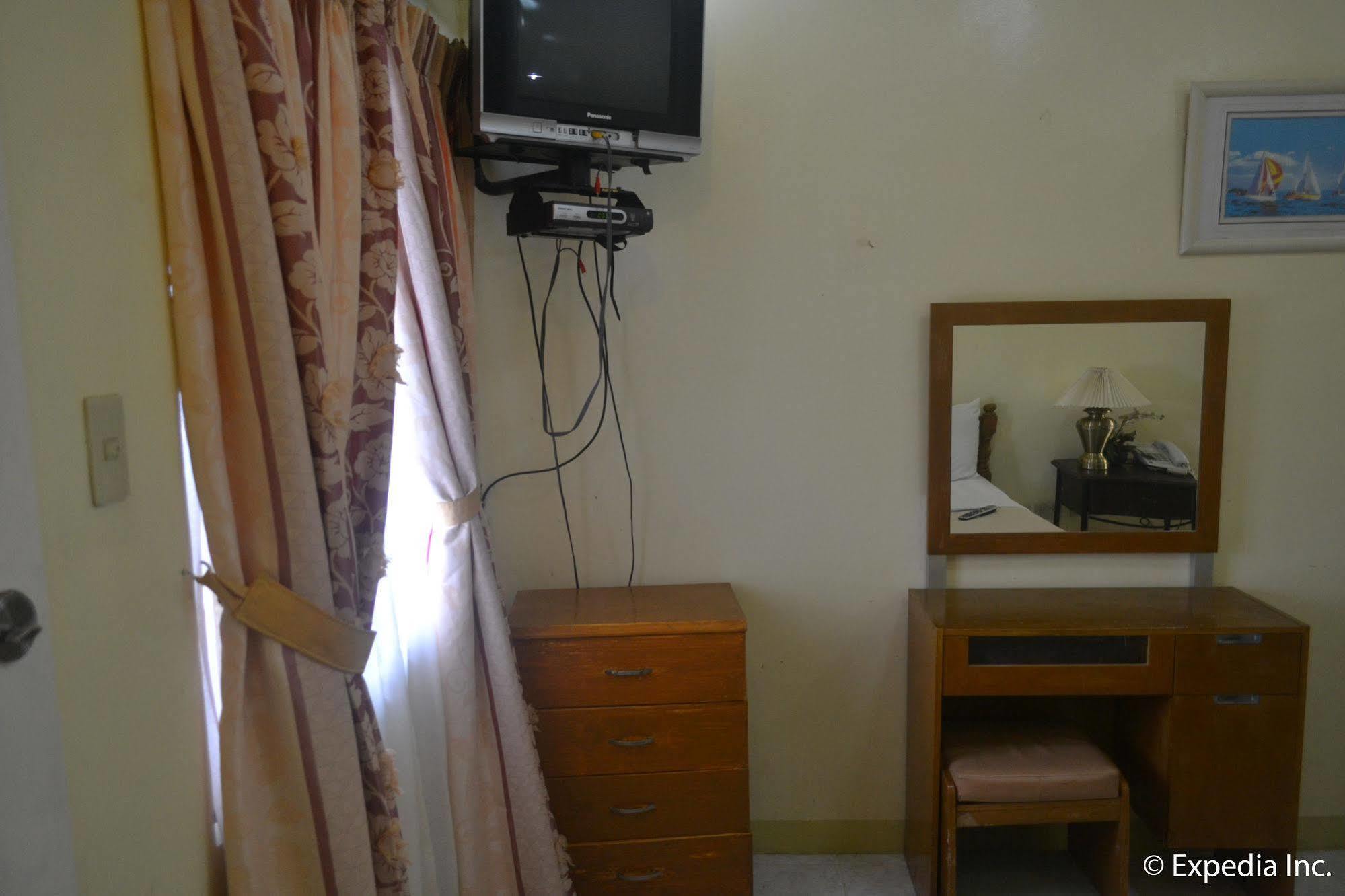 Royal Taal Inn Tagaytay City Luaran gambar
