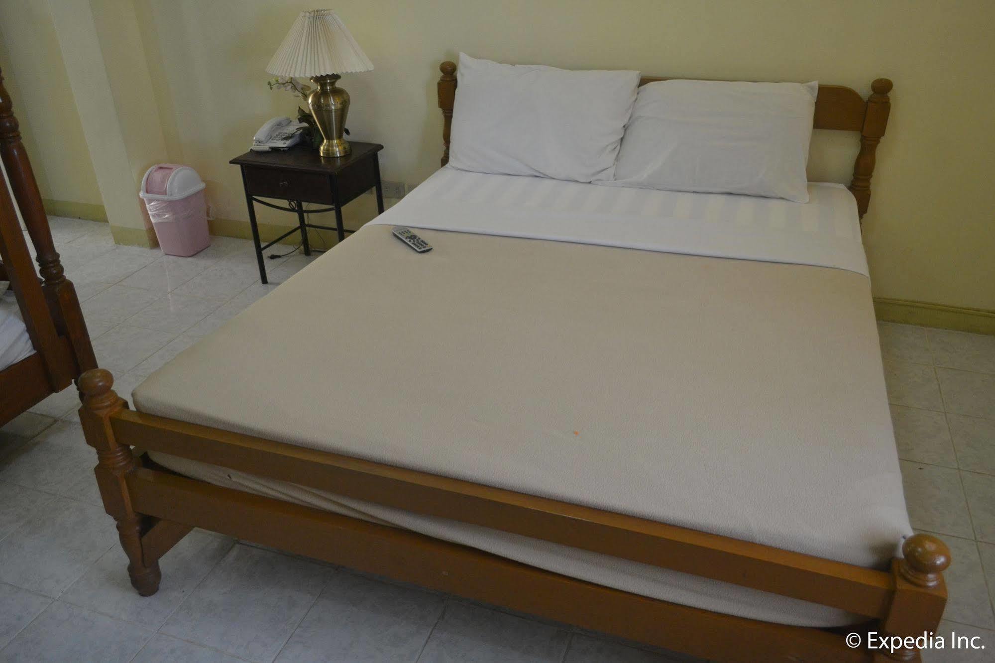Royal Taal Inn Tagaytay City Luaran gambar